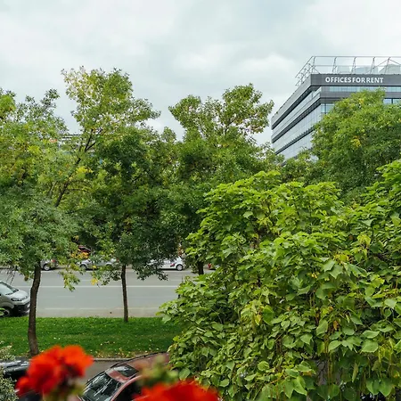 Herastrau Park - Business District - Arancia Daire *